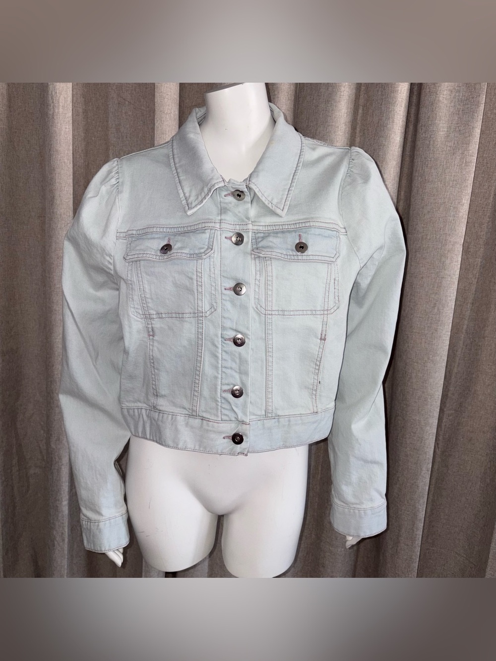 KATE SPADE SZ XL Cropped Light Wash Denim Jean Jacket with pockets